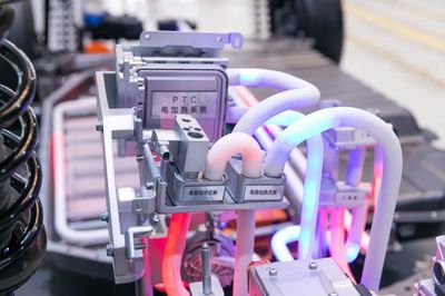 營(yíng)銷與技術(shù)雙輪驅(qū)動(dòng) 造車新勢(shì)力未來(lái)的押寶抉擇