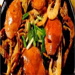 饞胖肉蟹煲 從爆款產(chǎn)品到連鎖加盟，解讀其餐飲管理之道